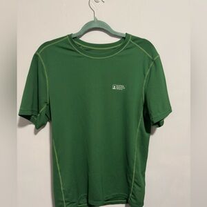 EUC- Eastern Mountain Sports- Green Men's Tech Wick Athletic shirt. Size M